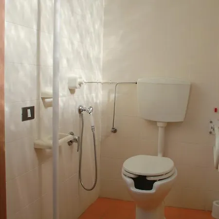 S.anna Hostel